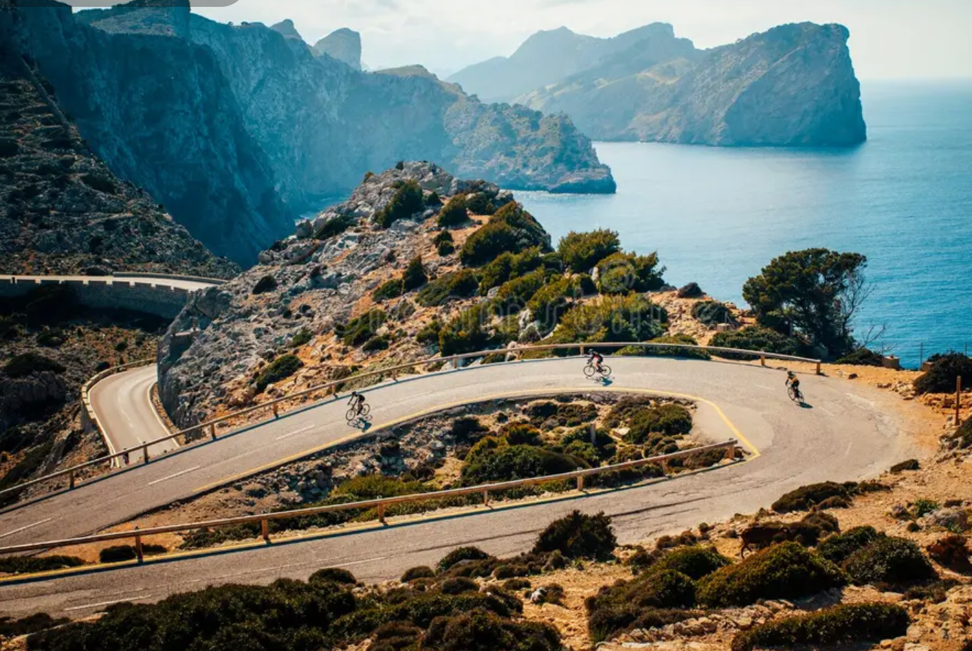Riding Mallorca with the New 4KAAD MIRADOR AEROLITE II – A Cyclist’s Review - 4KAAD