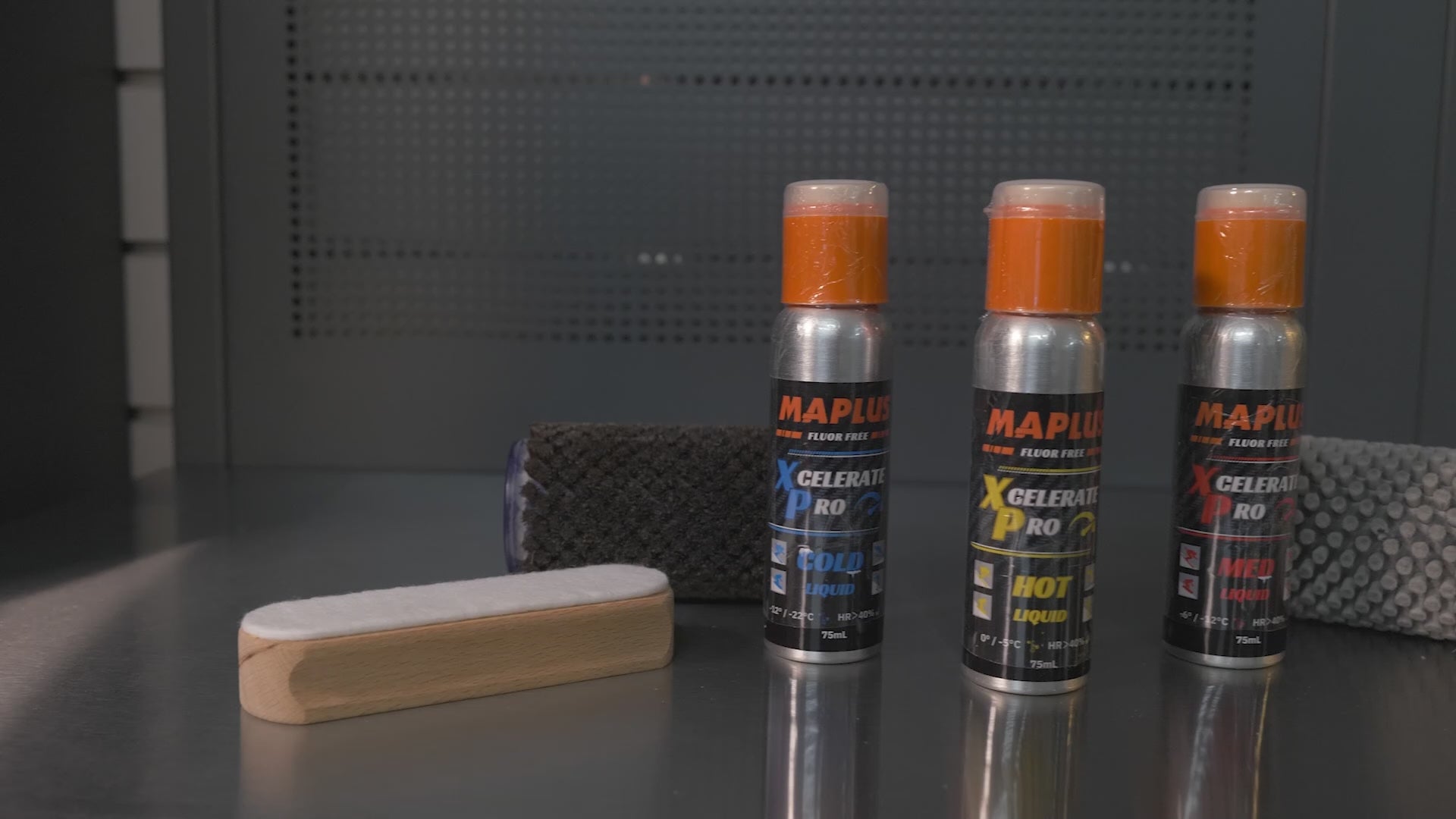 Maplus racing service in World Cup with 4kaad